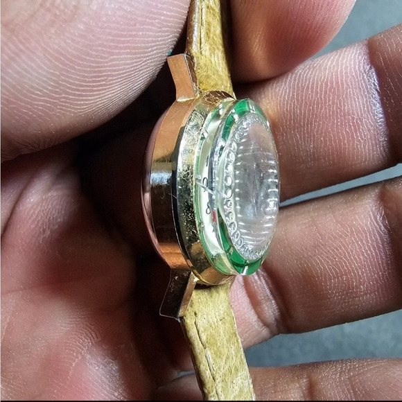 JWB AH Riise Swiss Made 17 Jewels Wind-up Watch Not Working For Parts Or Repair - Picture 5 of 7